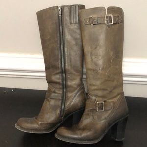 Vintage Frye side zip western heeled boots